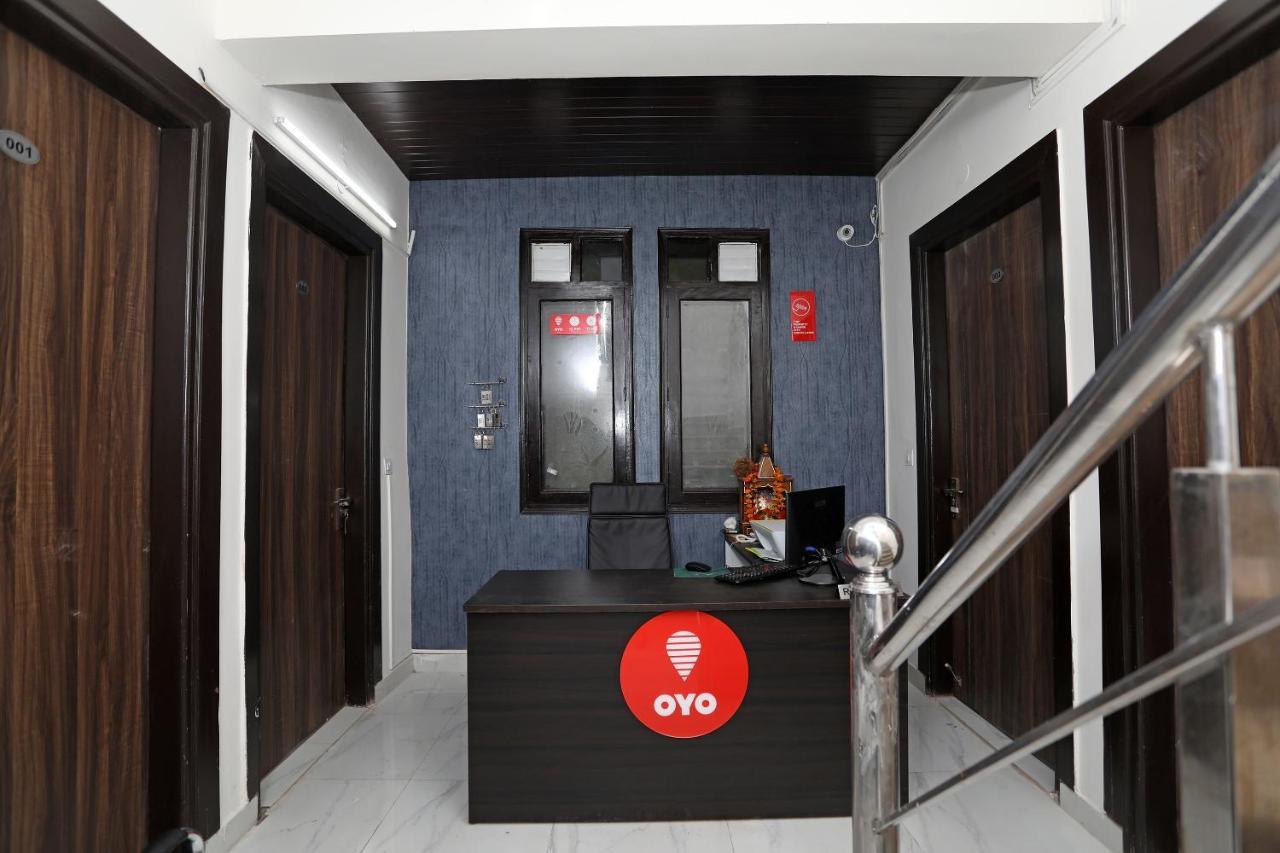Tipsyy Inn 015 Gurgaon Exterior photo