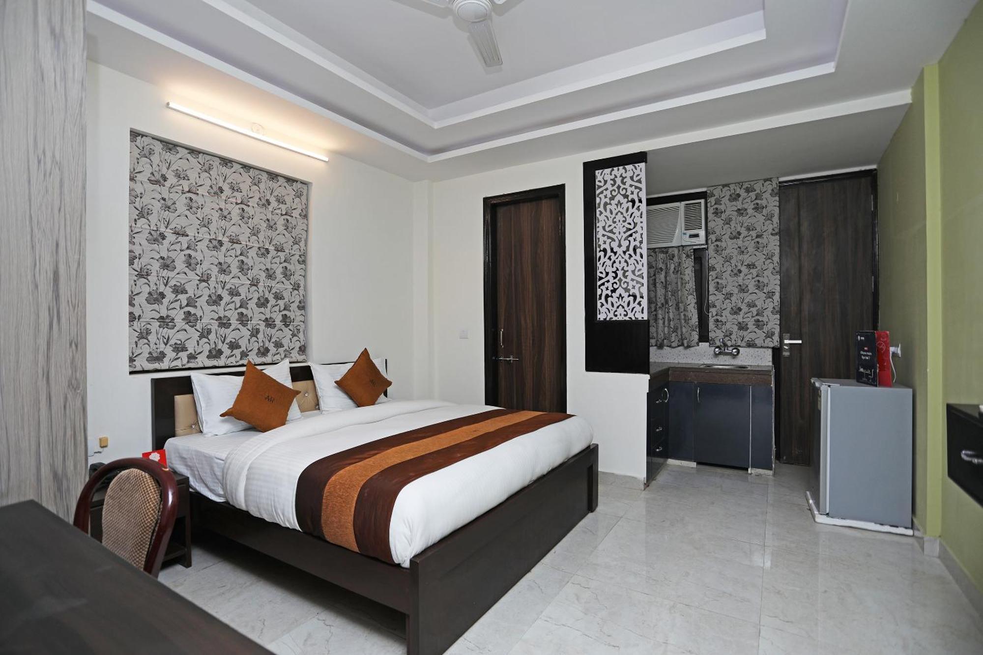 Tipsyy Inn 015 Gurgaon Exterior photo