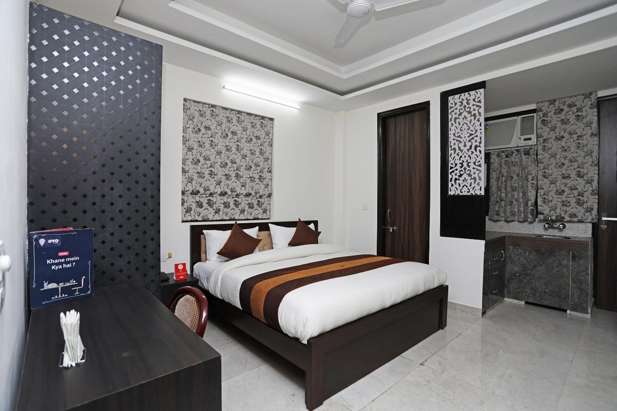Tipsyy Inn 015 Gurgaon Exterior photo